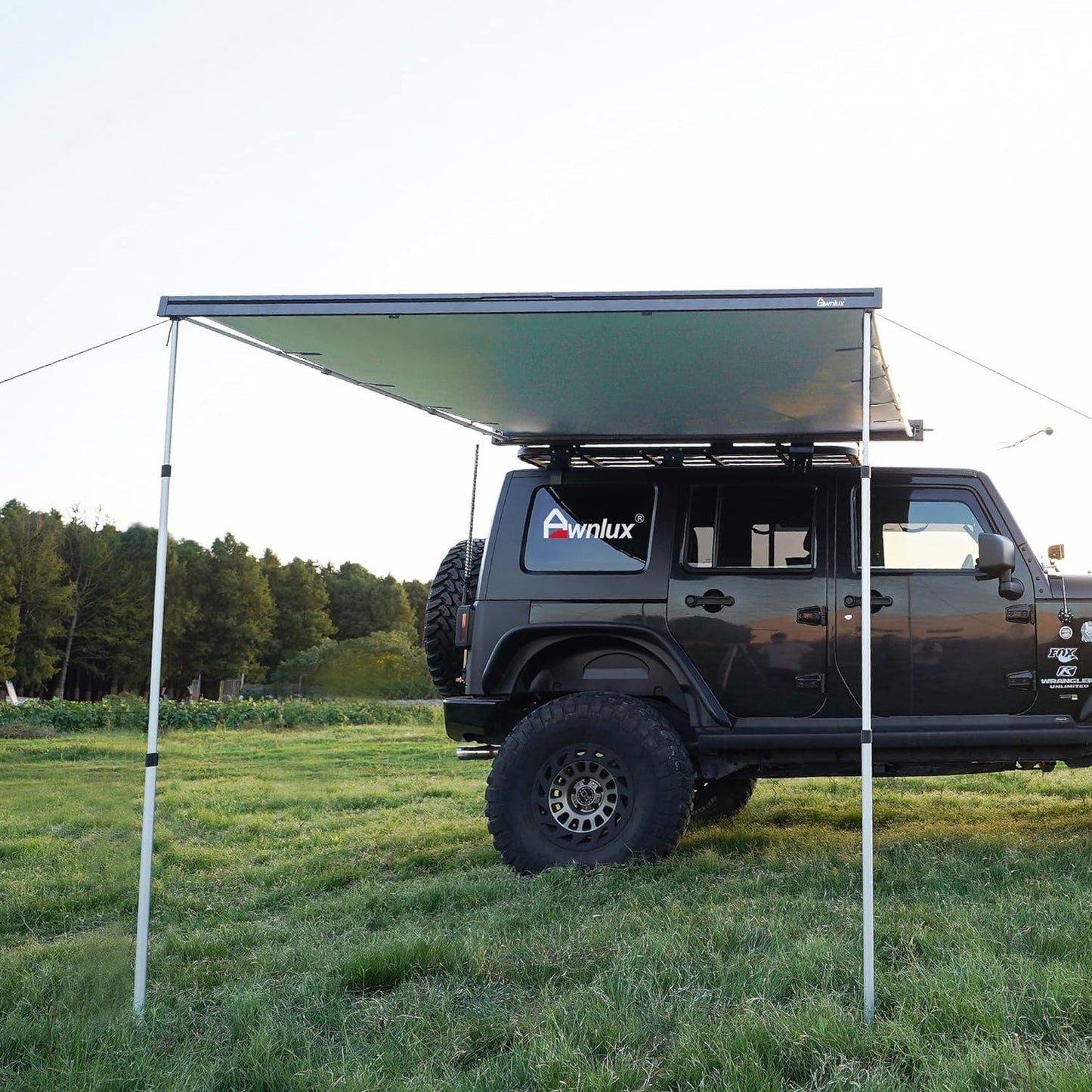 W5300T semi-automatic retractable awning